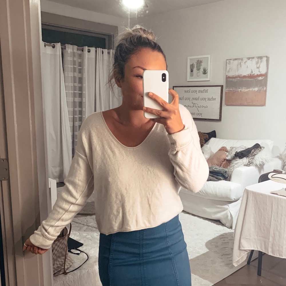 Light weight Free People sweater